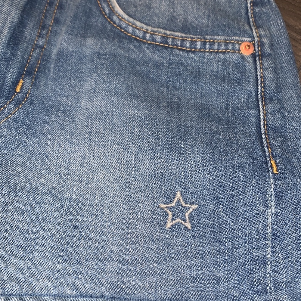 H&M x Coachella Daydreamer Star Denim Shorts Size 2 - Picture 9 of 16